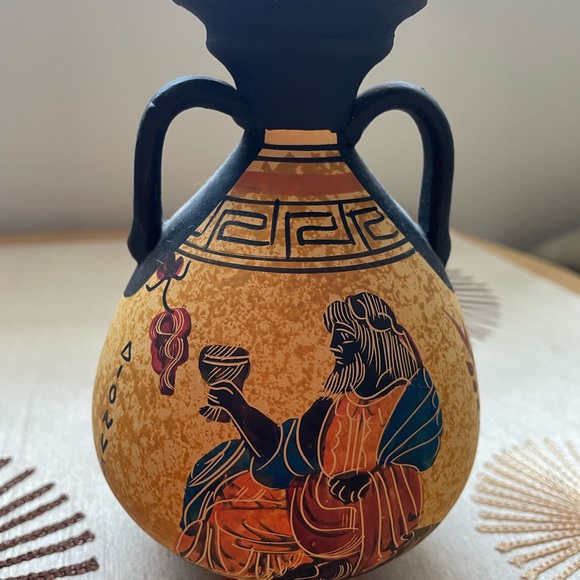 Hand  Made And Hand Painted Greek Vase. NWOT - Picture 5 of 6